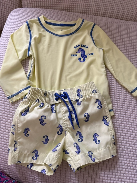 GAP Other - GAP Kids neon Yellow and Blue Seahorse Swim Set